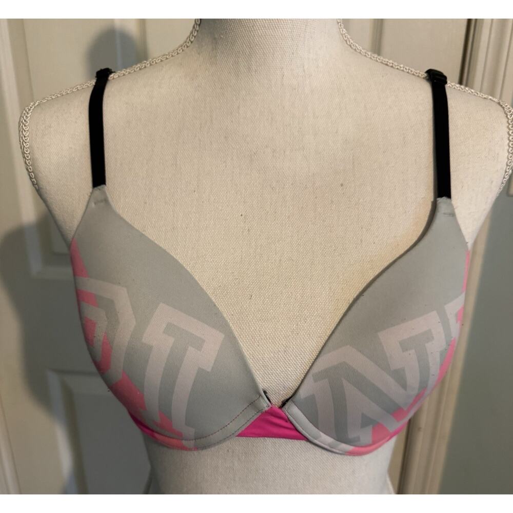 Victoria's Secret Pink Women's Bra, 32D, Light Blue And Light Pink. Logo Across
